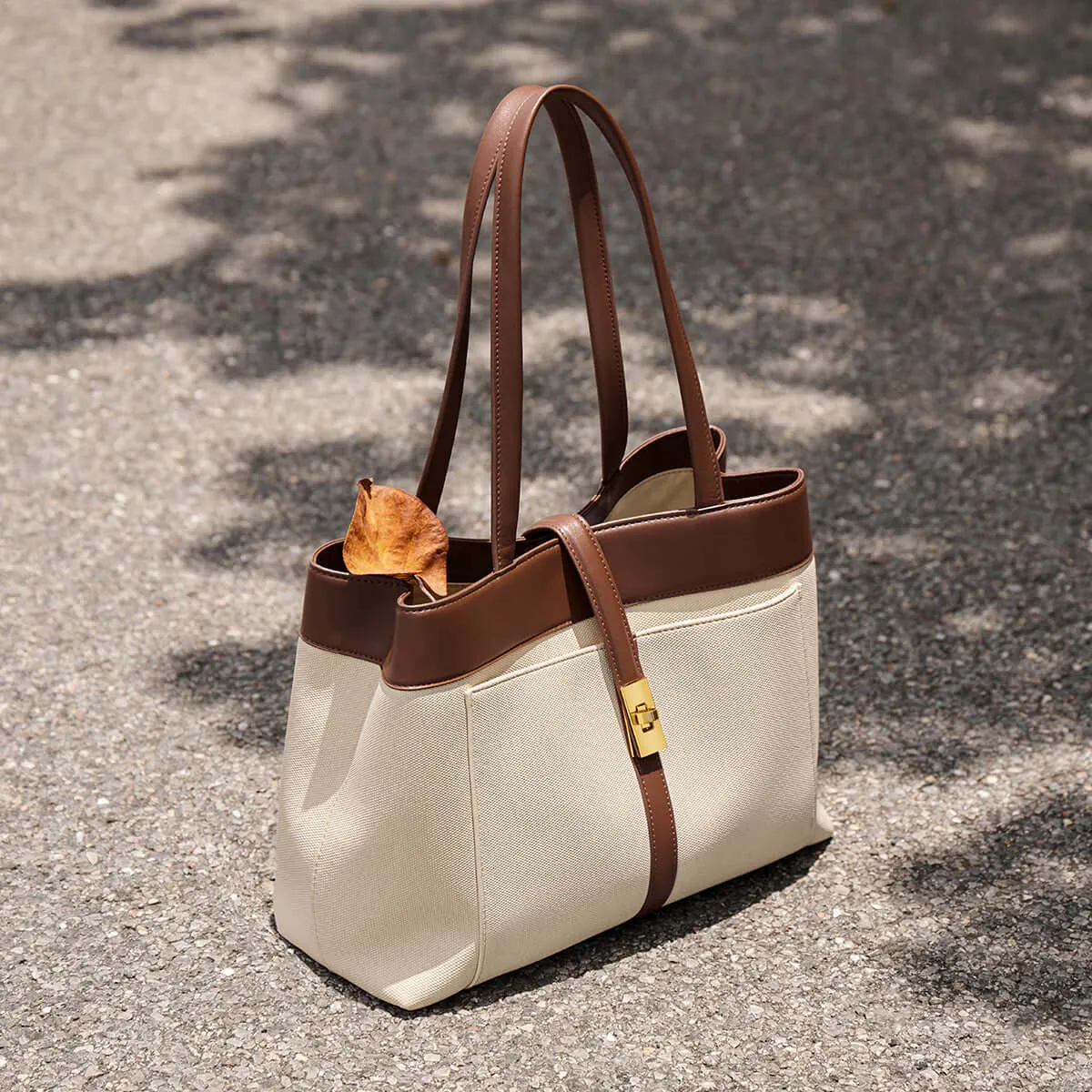 Oregon Metro Leather Buckle Strap Tote Bag